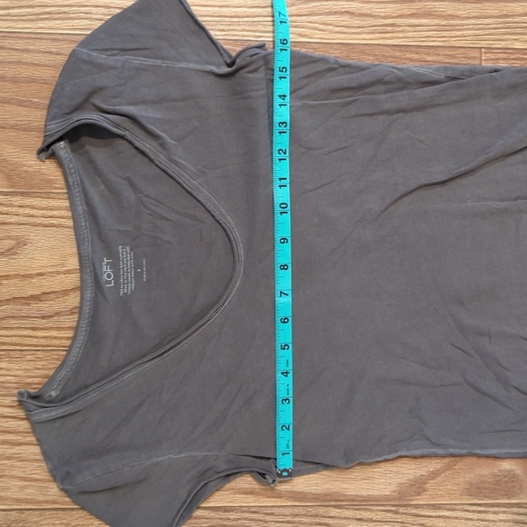 Loft gray short-sleeve lived-in cotton long t-shirt v-neck women's size S - Picture 2 of 6